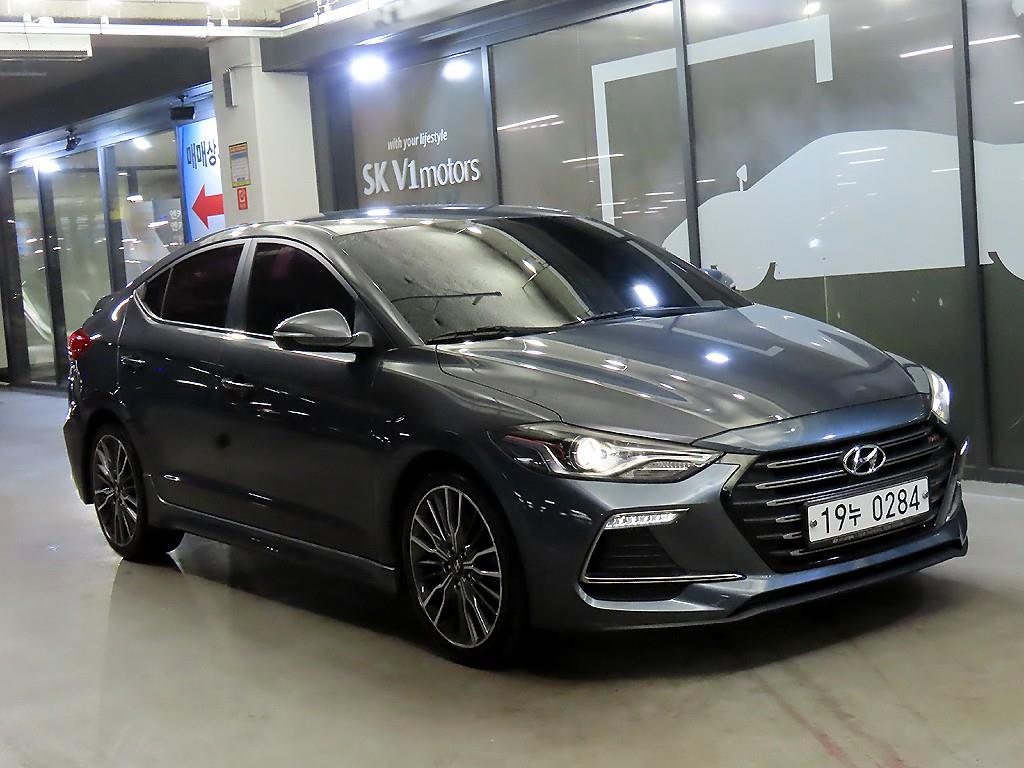 HYUNDAI Avante 2017 Gris - Importación desde Corea - HF Imports Iquique - Foto 1
