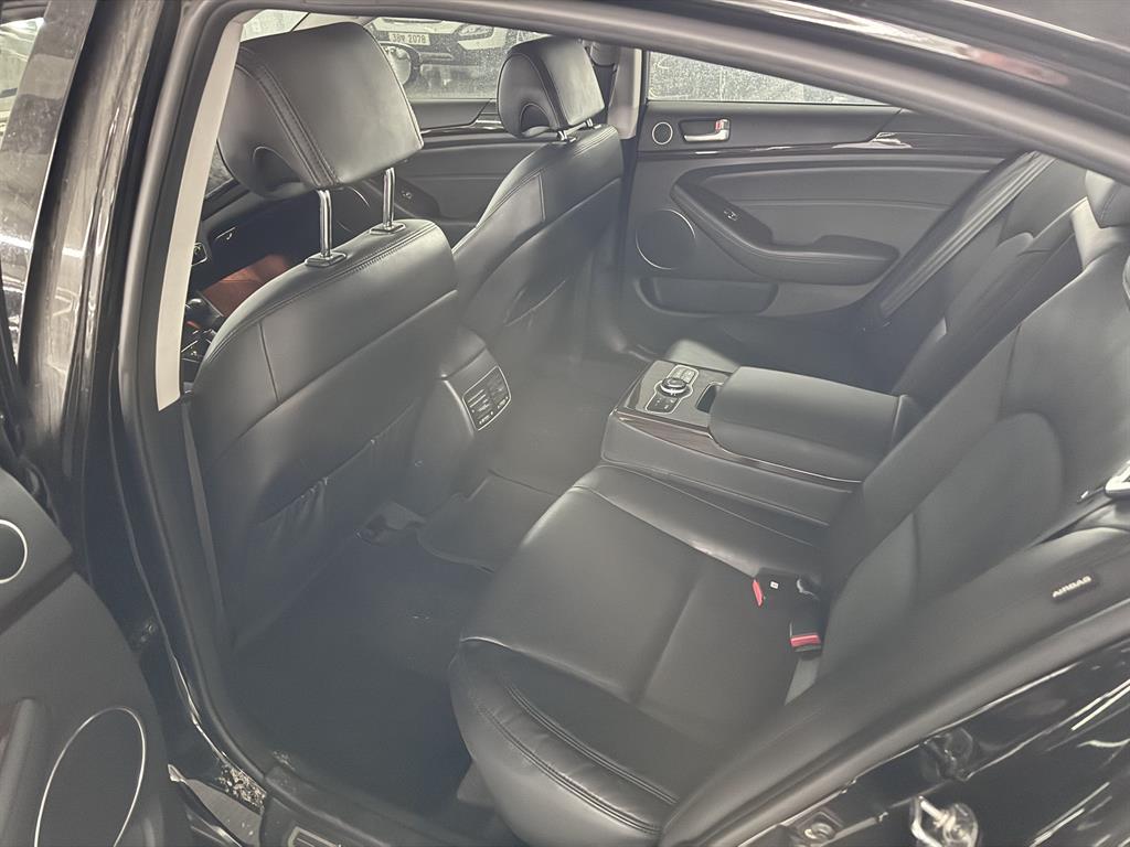 KIA K7 - Vista 4