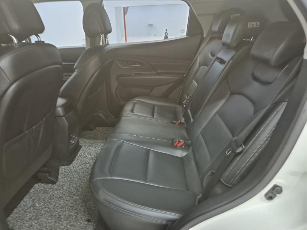 Ssangyong Korando - Vista 12