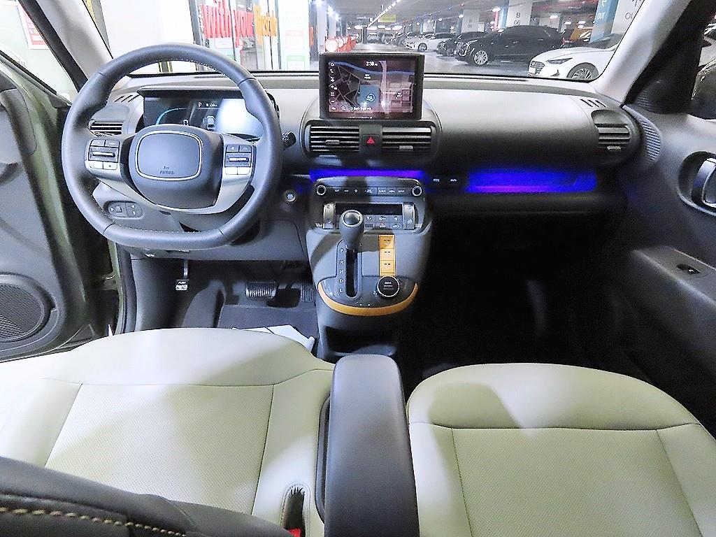 HYUNDAI Casper - Vista 10