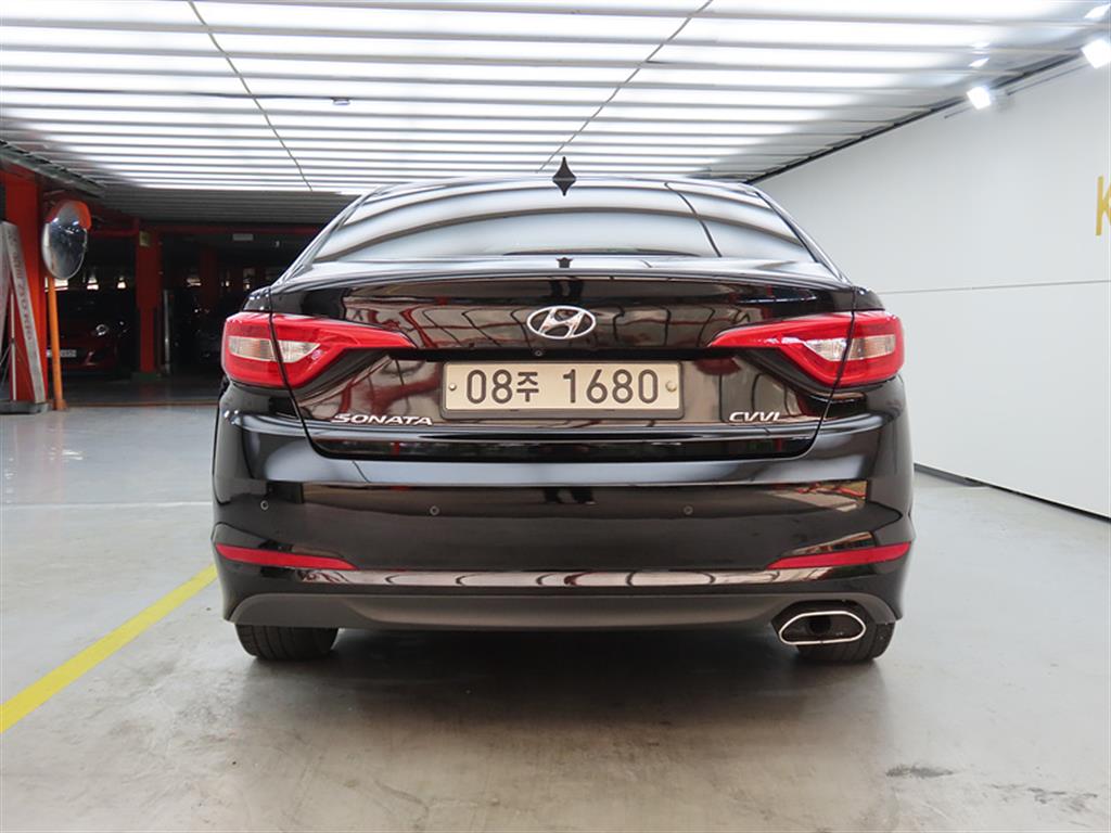 HYUNDAI Sonata - Vista 3
