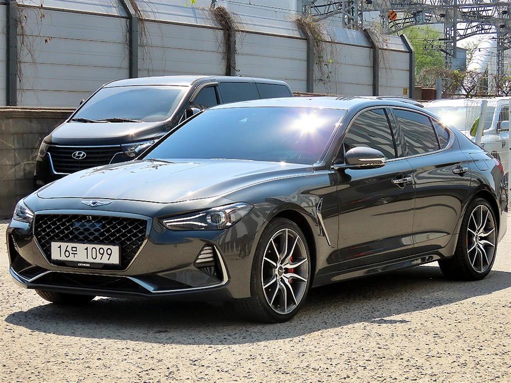 Genesis G70 - Vista 2