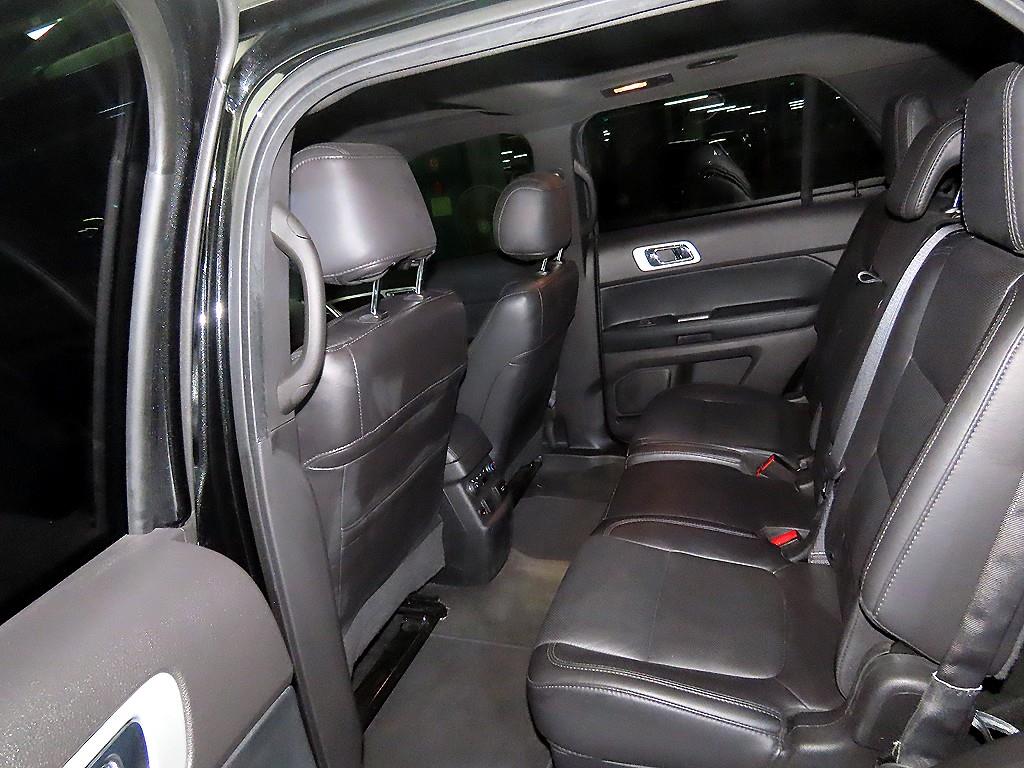 Ford Explorer - Vista 7