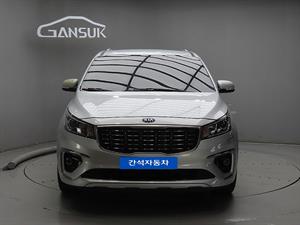 KIA Carnival - Vista 2