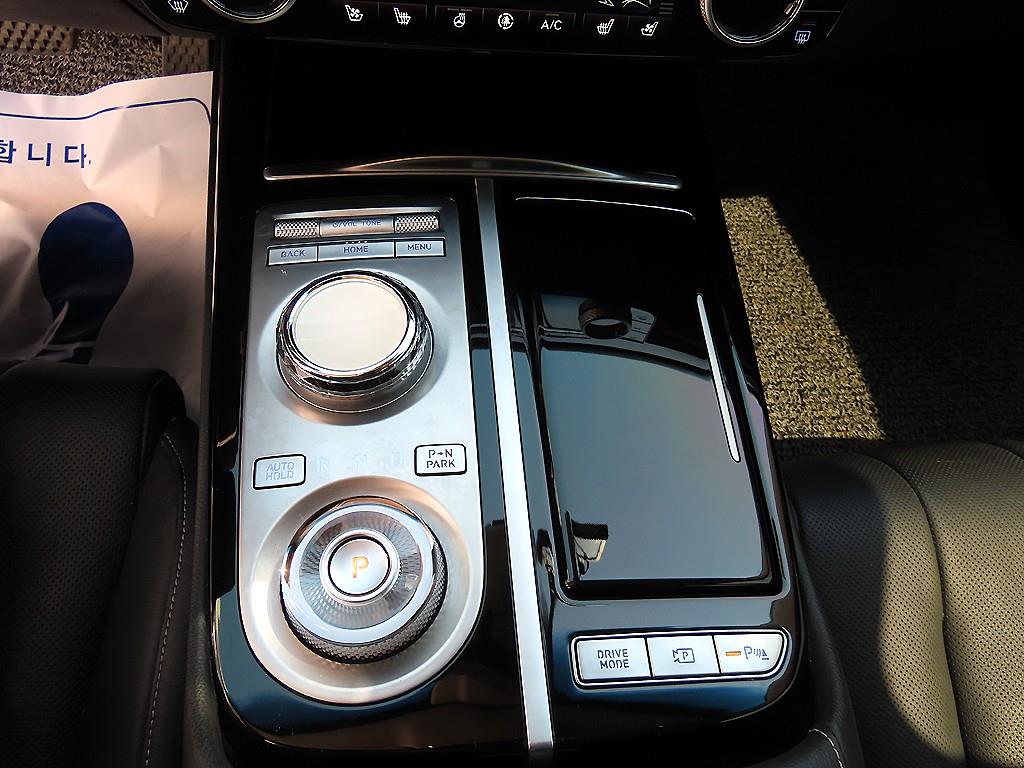 Genesis G80 - Vista 11