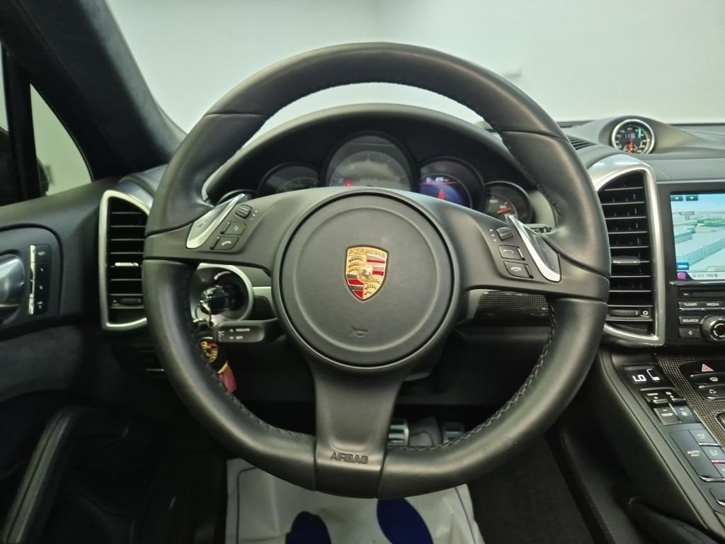 Porsche Cayenne - Vista 9