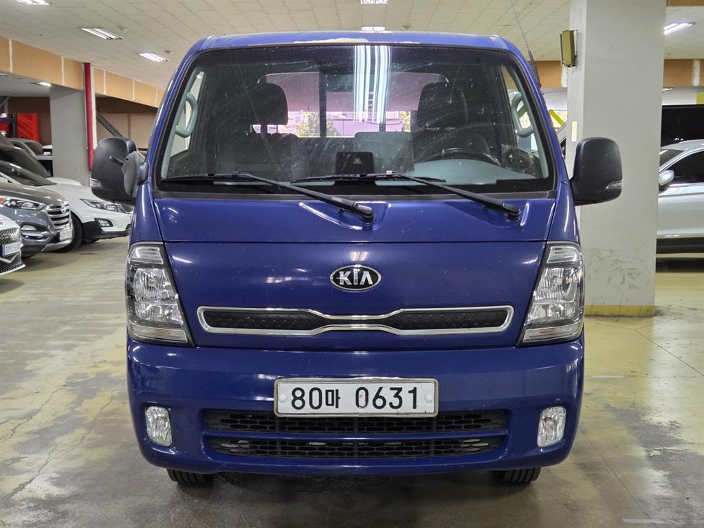 Small Truck Cargo (small) - Vista 2