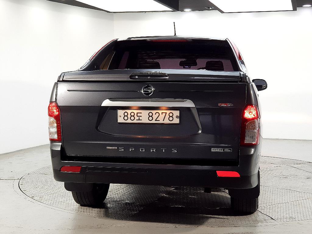 Ssangyong Korando - Vista 3