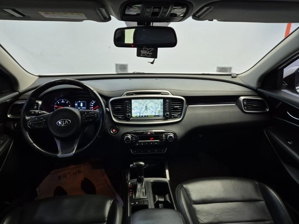KIA Sorento - Vista 7