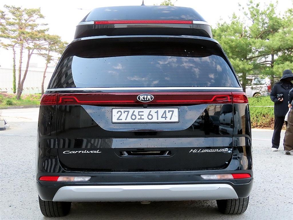 KIA Carnival - Vista 4
