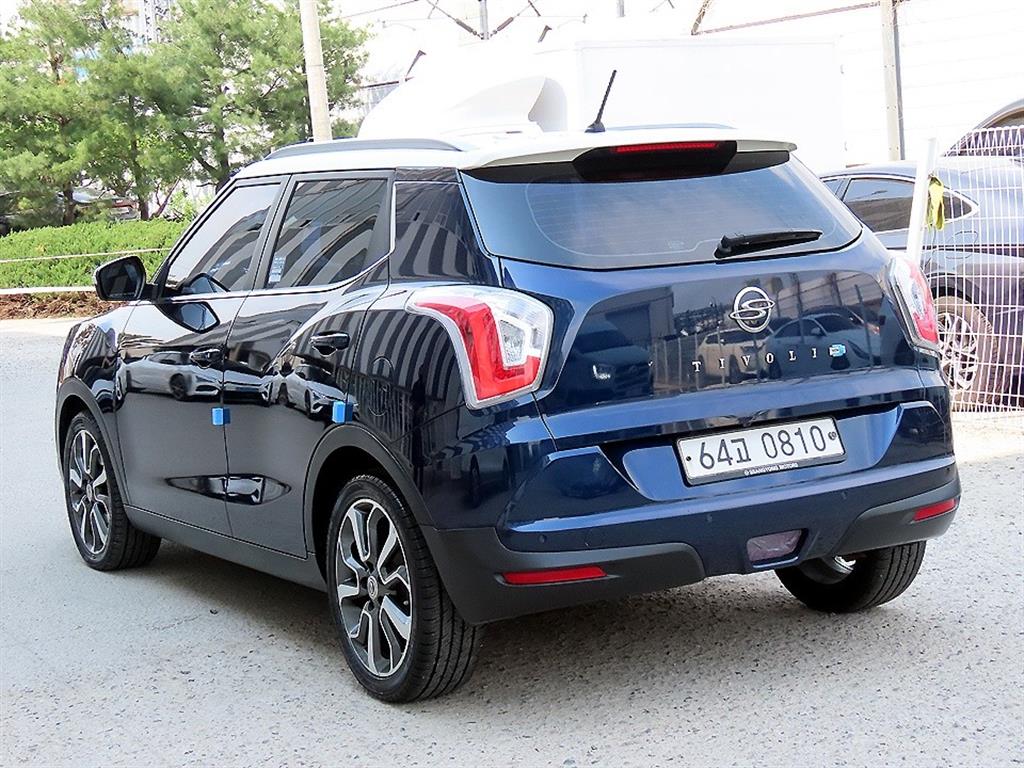 Ssangyong Tivoli - Vista 3