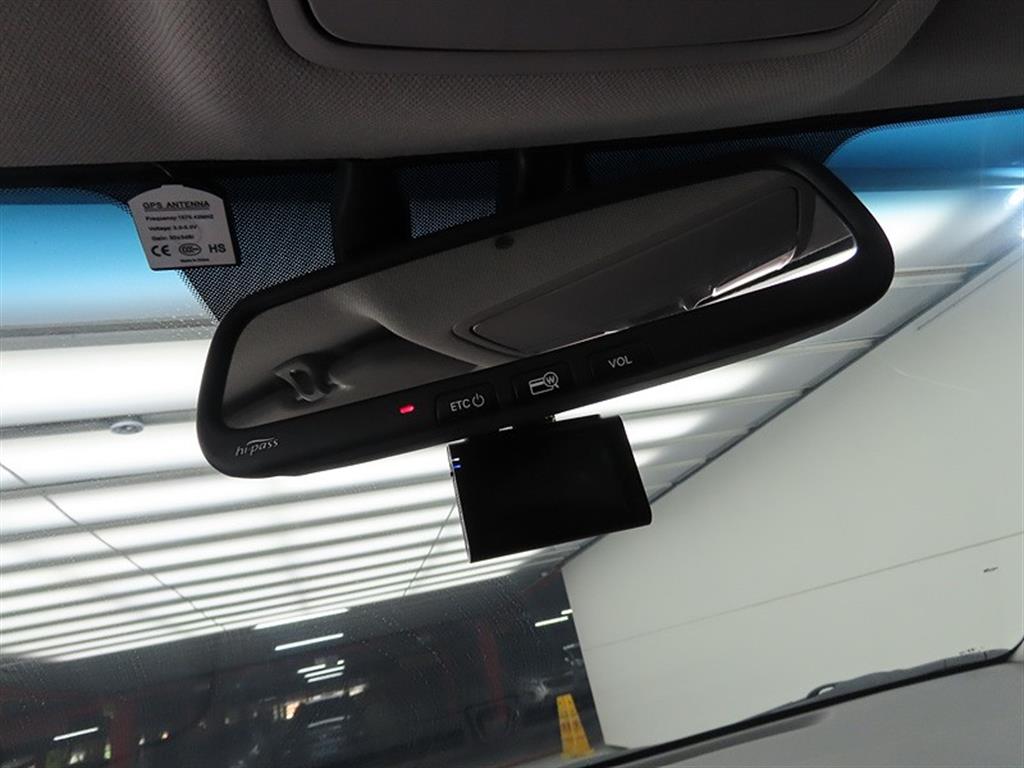 HYUNDAI Avante - Vista 12