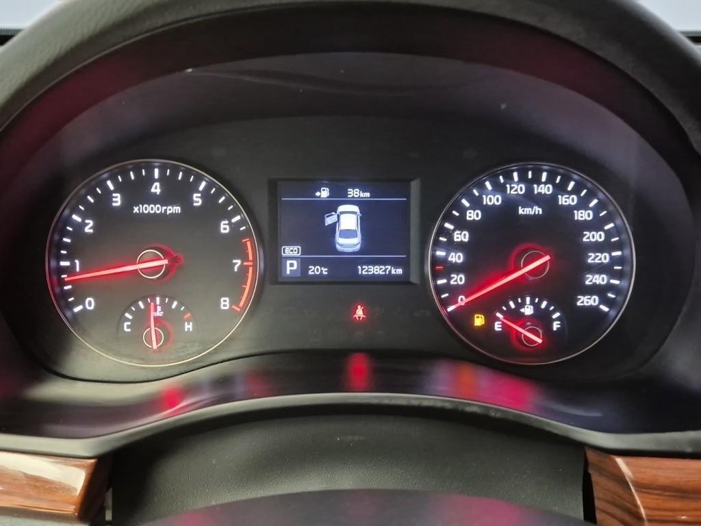 KIA K7 2016 Negro - Importación desde Corea - HF Imports Iquique - Foto 13