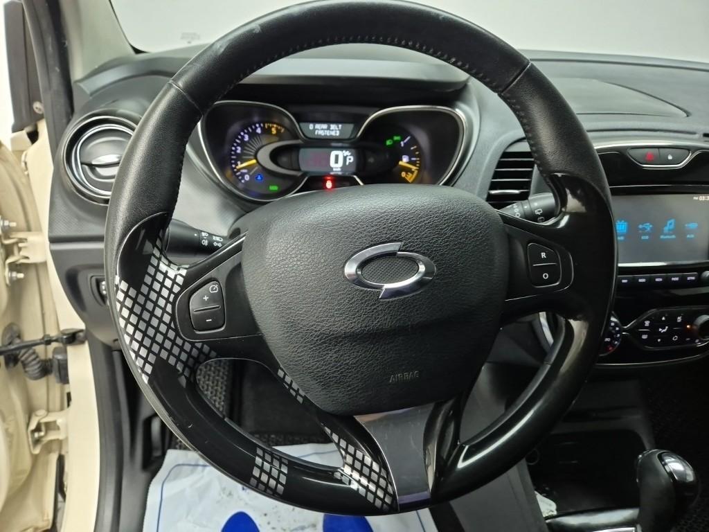 SAMSUNG QM3 - Vista 9