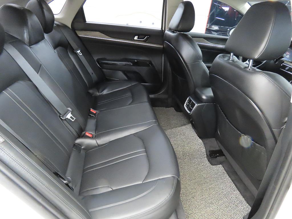 KIA K5 - Vista 6