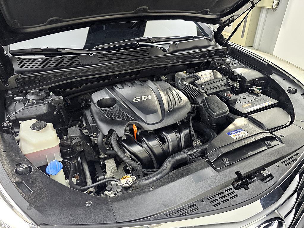 HYUNDAI Grandeur - Vista 6
