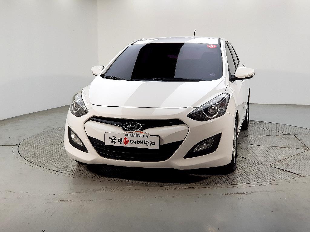 HYUNDAI i30 - Vista 2