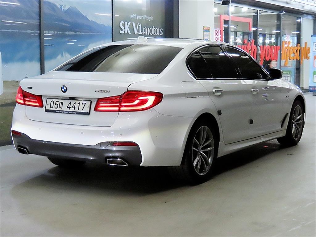 BMW 5 Series - Vista 4