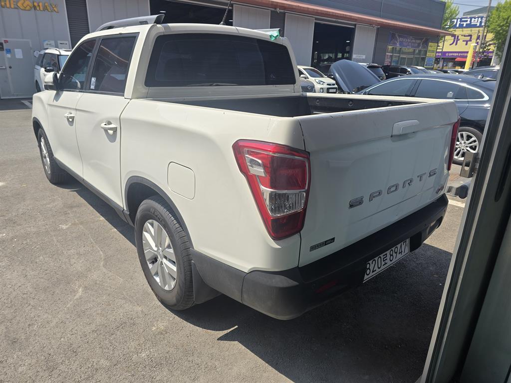Ssangyong Rexton - Vista 4