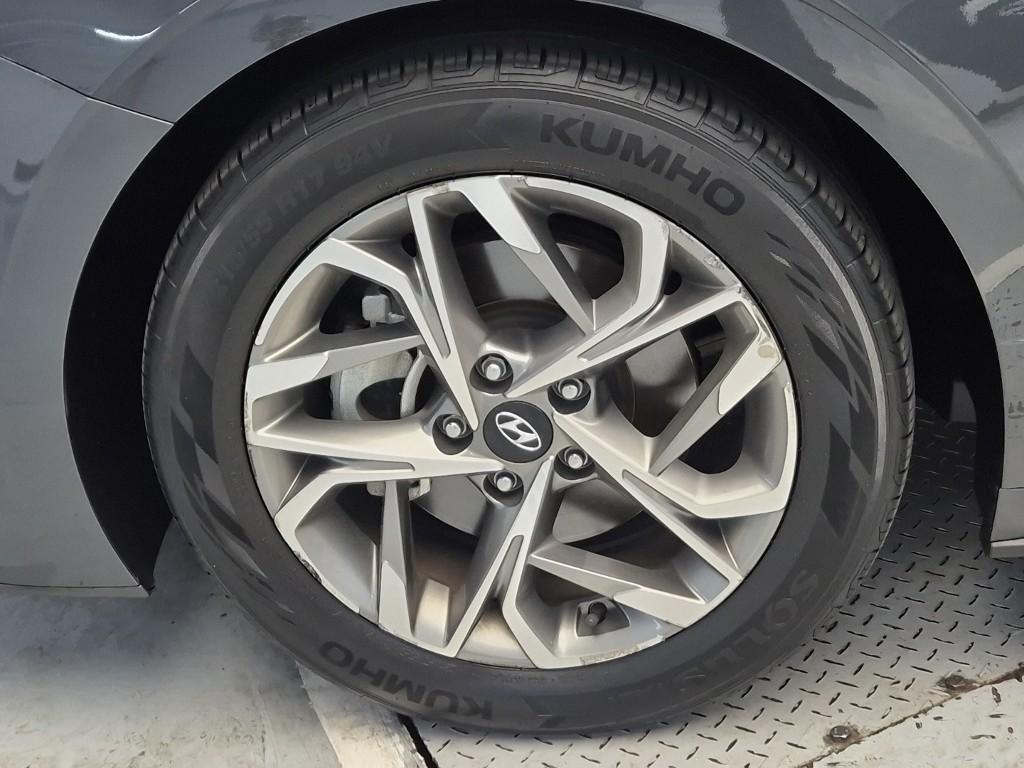 HYUNDAI Sonata - Vista 10