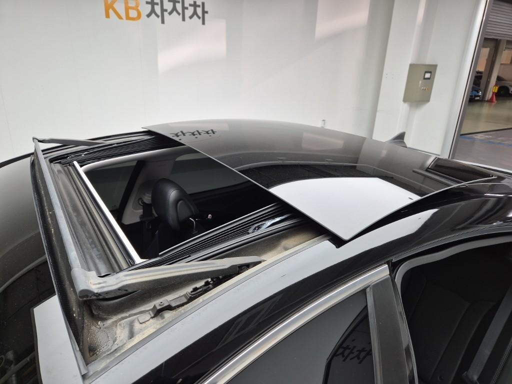 HYUNDAI Grandeur 2016 Negro - Importación desde Corea - HF Imports Iquique - Foto 13