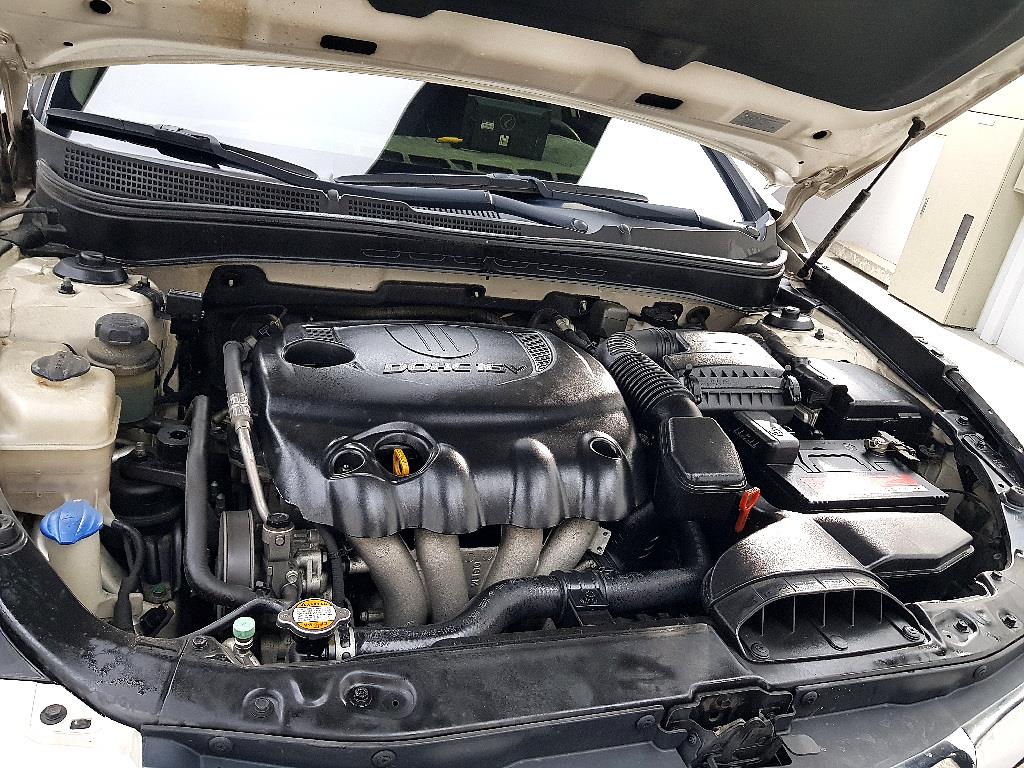 HYUNDAI Sonata - Vista 6
