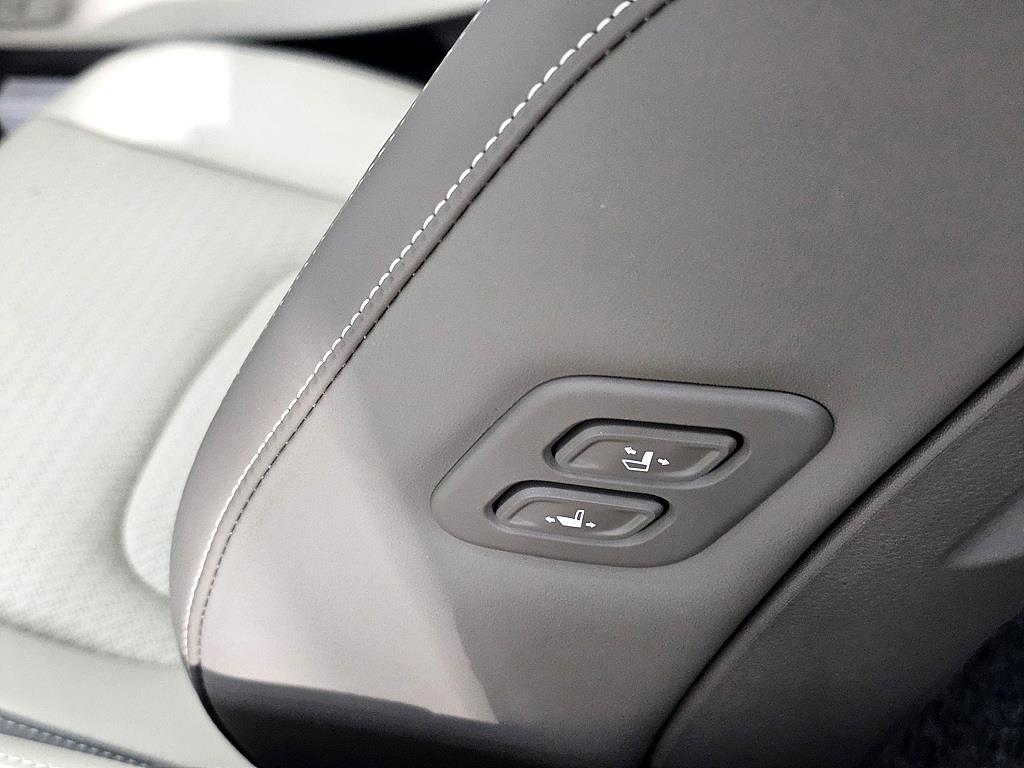 KIA Carnival - Vista 12