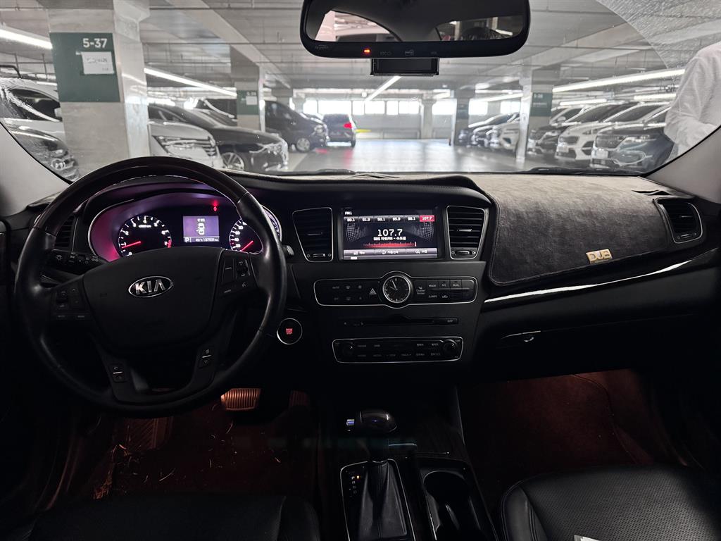 KIA K7 - Vista 5