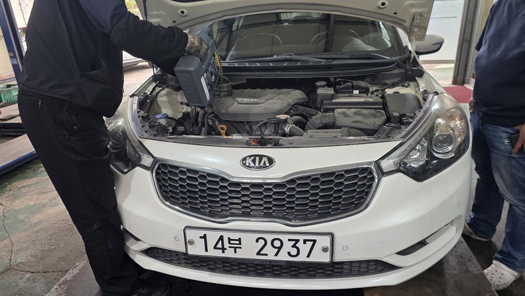KIA K3 2015 Blanco - Importación desde Corea - HF Imports Iquique - Foto 19