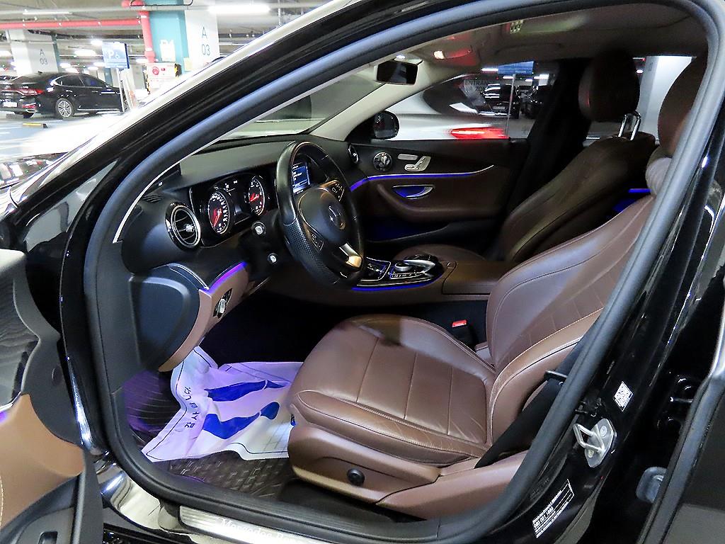 Mercedes Benz E class - Vista 6