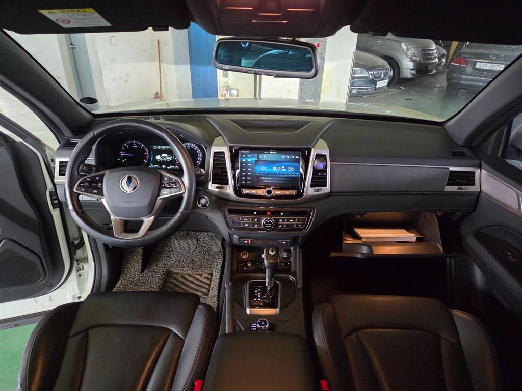 Ssangyong Rexton - Vista 8