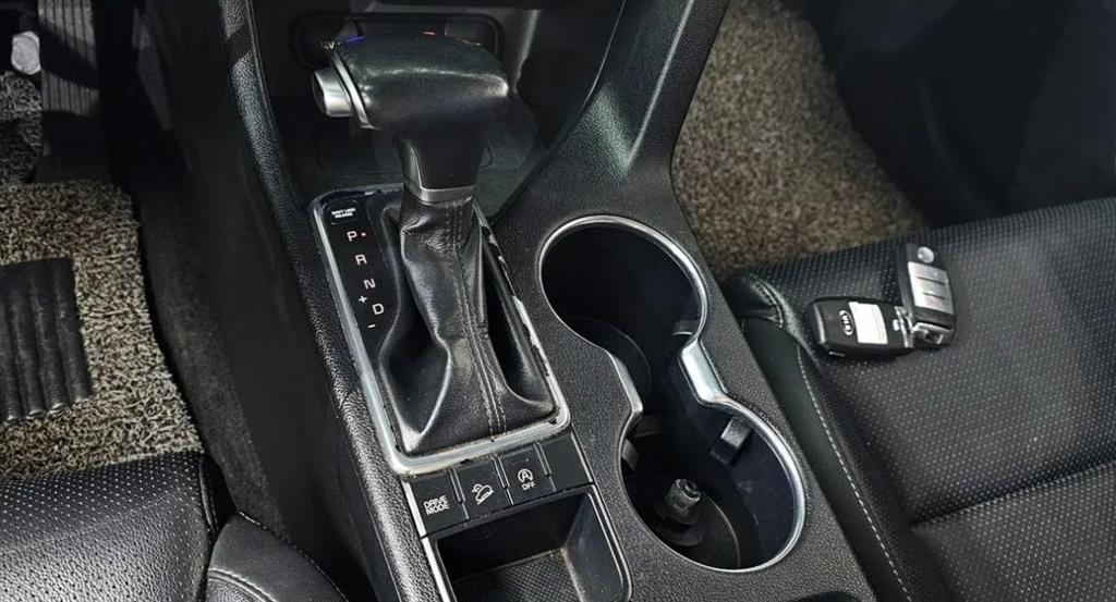 KIA Sportage - Vista 9