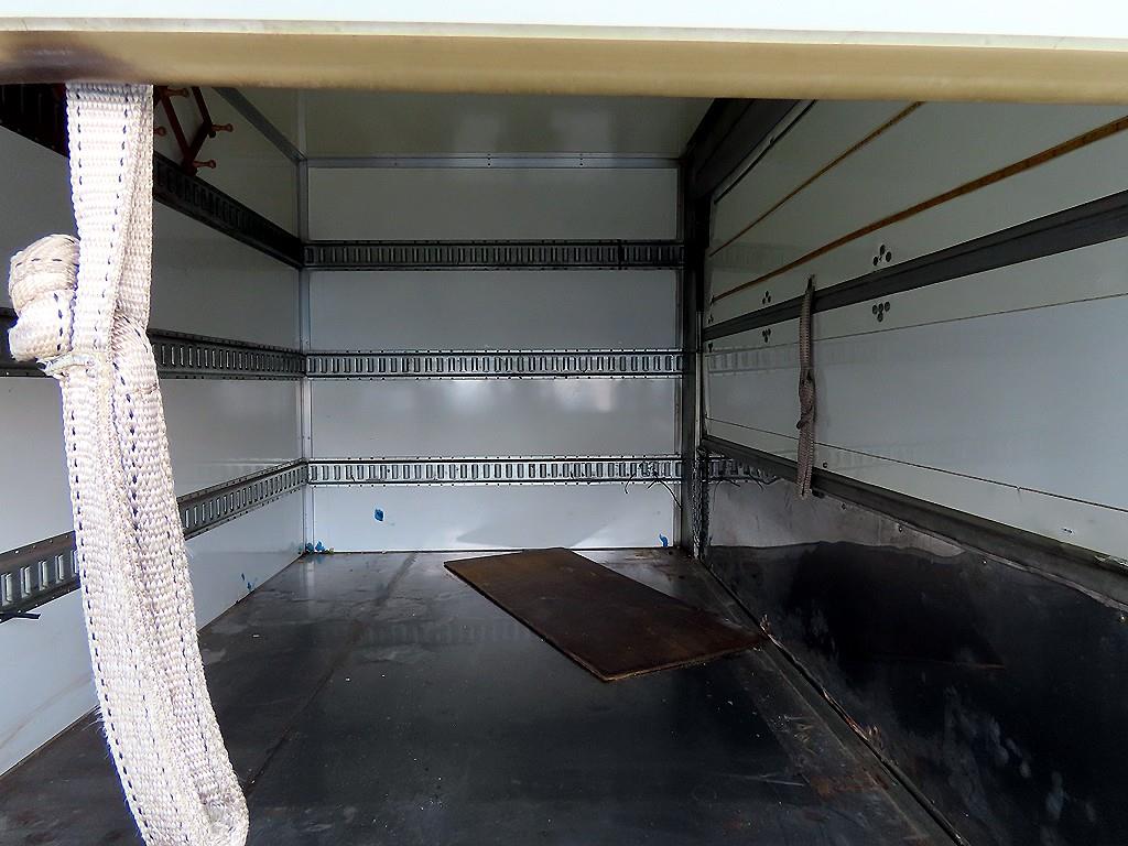 Small Truck Cargo (small) - Vista 5