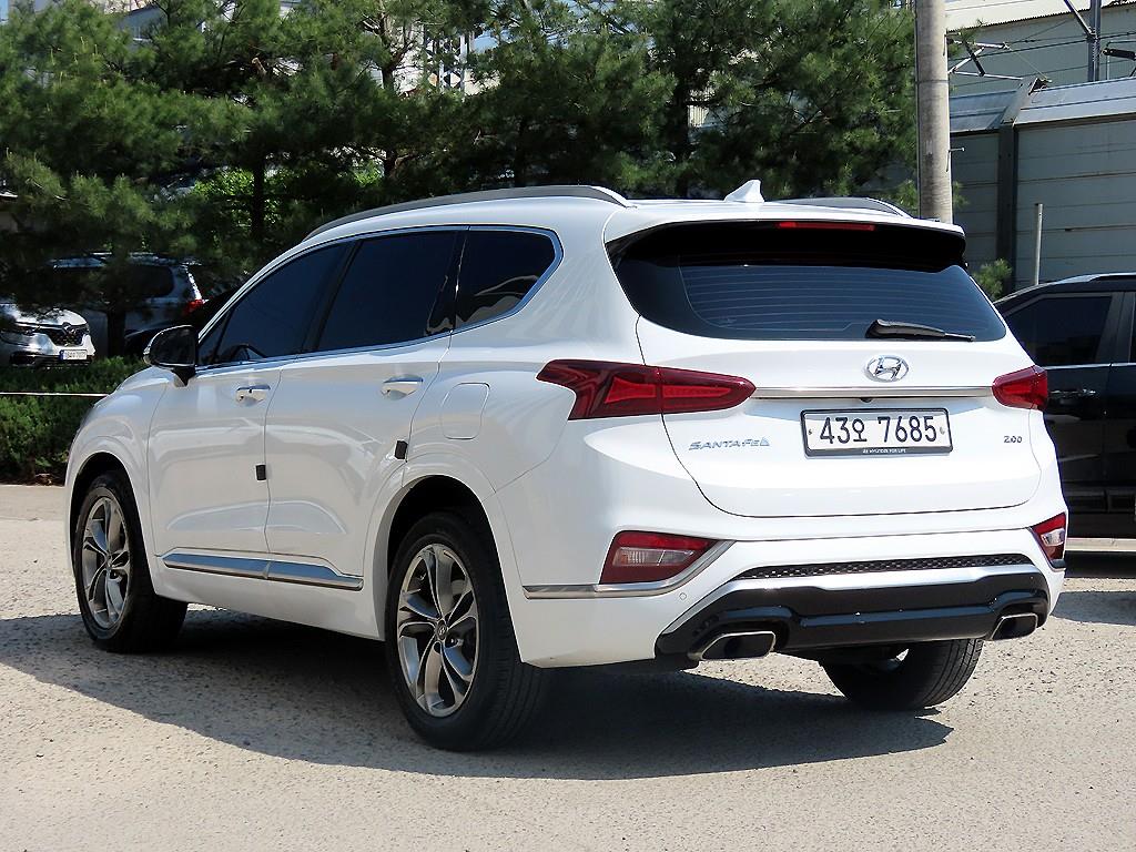 HYUNDAI Santa Fe - Vista 3
