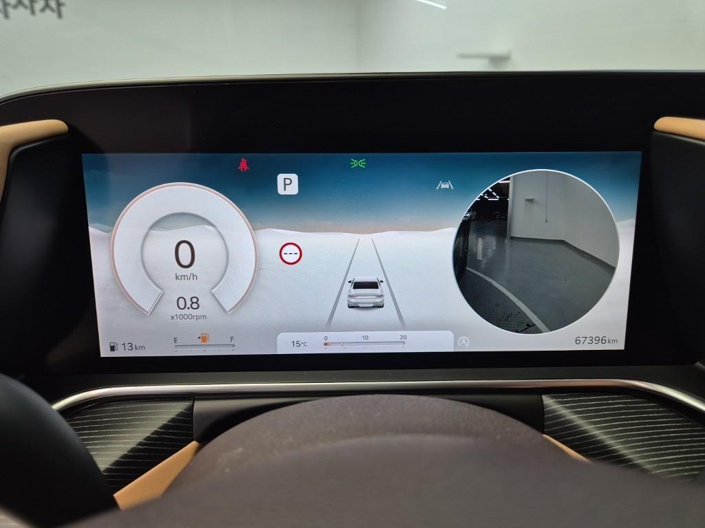 Genesis G90 - Vista 6