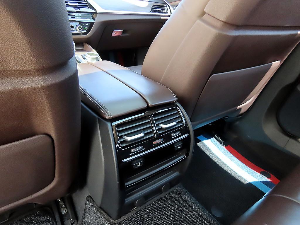 BMW 5 Series 2019 Gris - Importación desde Corea - HF Imports Iquique - Foto 16