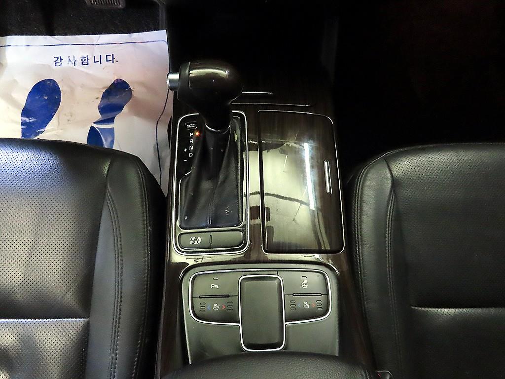 KIA K7 - Vista 12