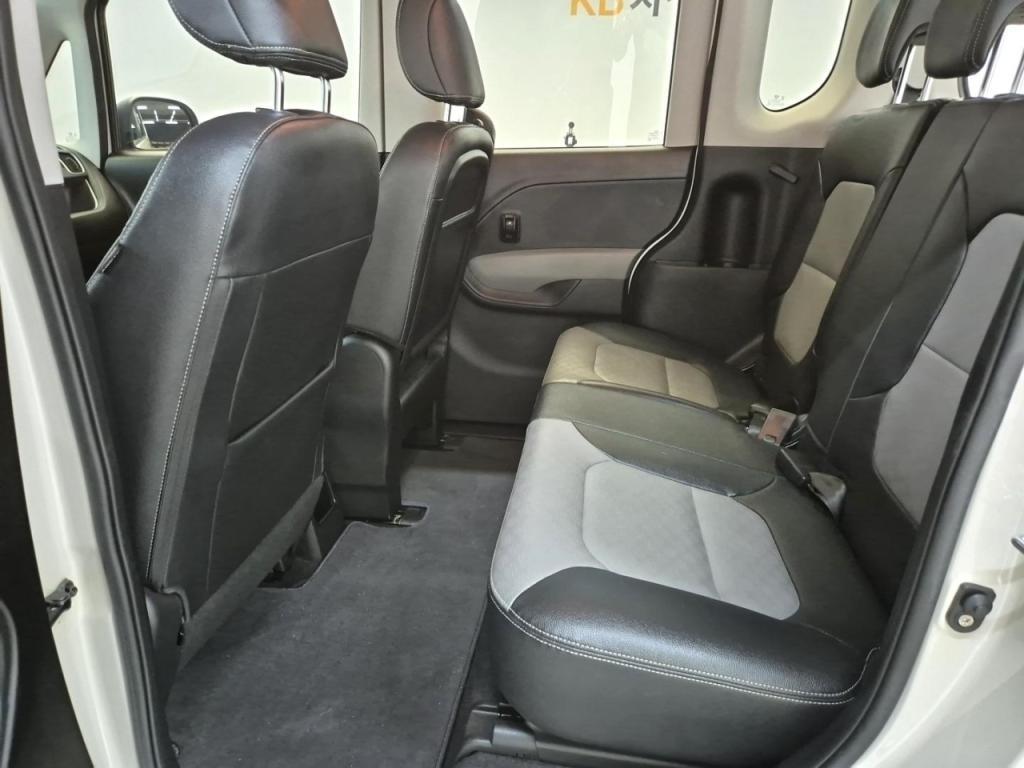 KIA Ray - Vista 11