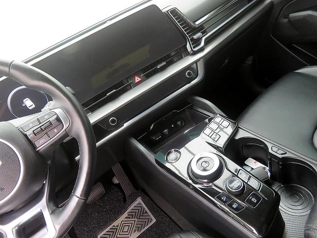 KIA Sportage - Vista 11