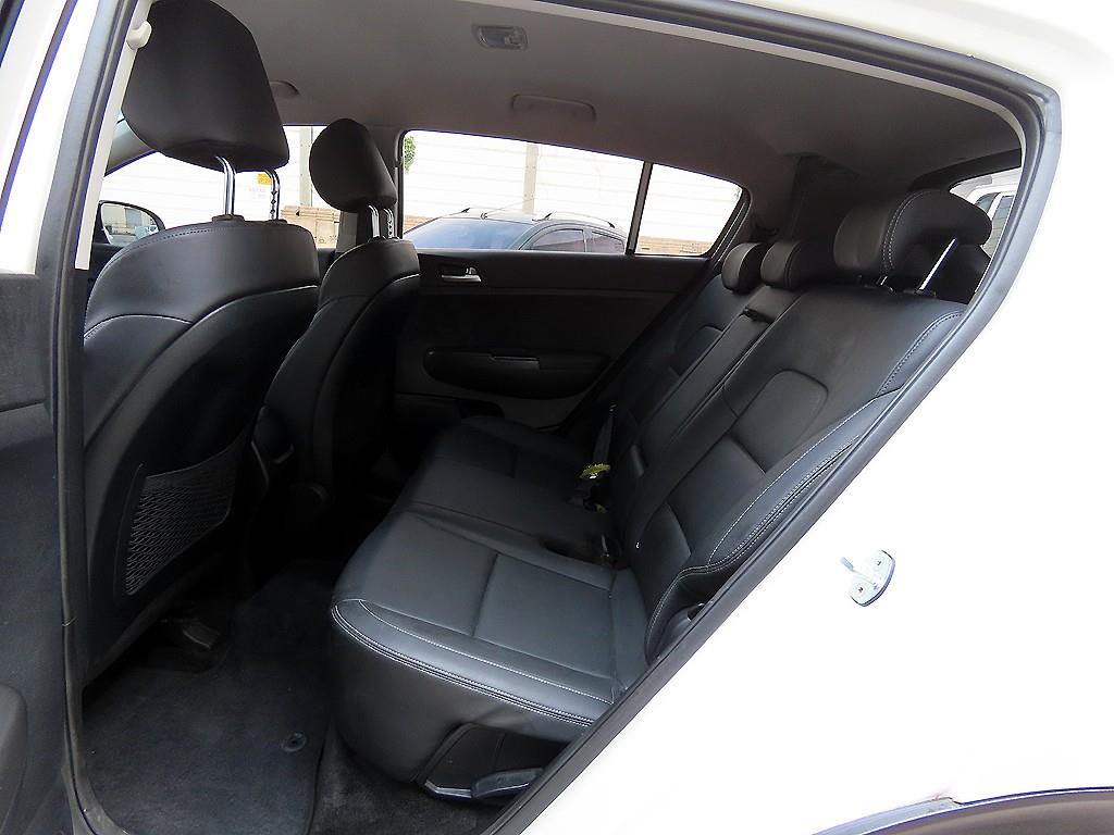 KIA Sportage - Vista 6