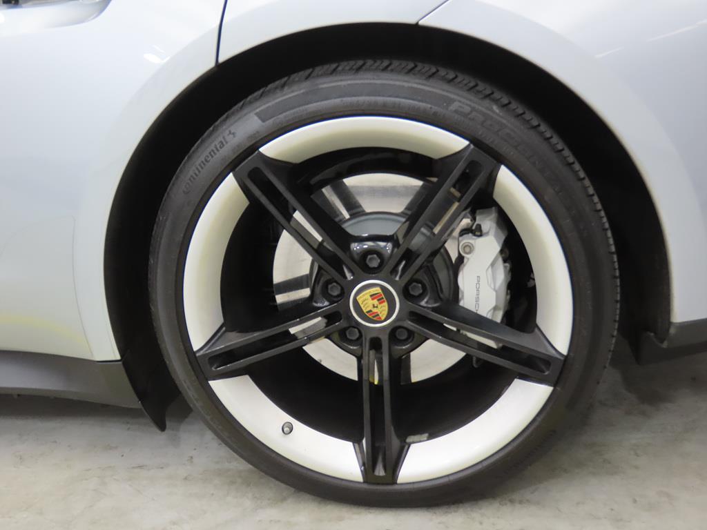 Porsche Taycan 2022 Plateado - Importación desde Corea - HF Imports Iquique - Foto 19