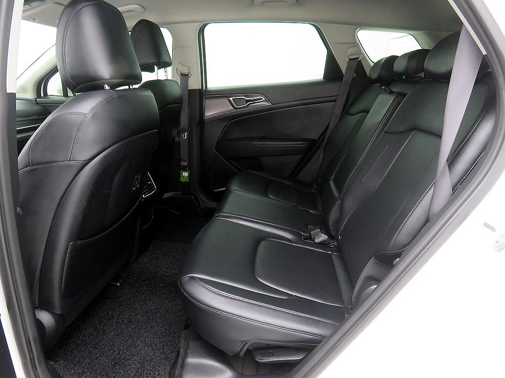 KIA Sportage - Vista 8