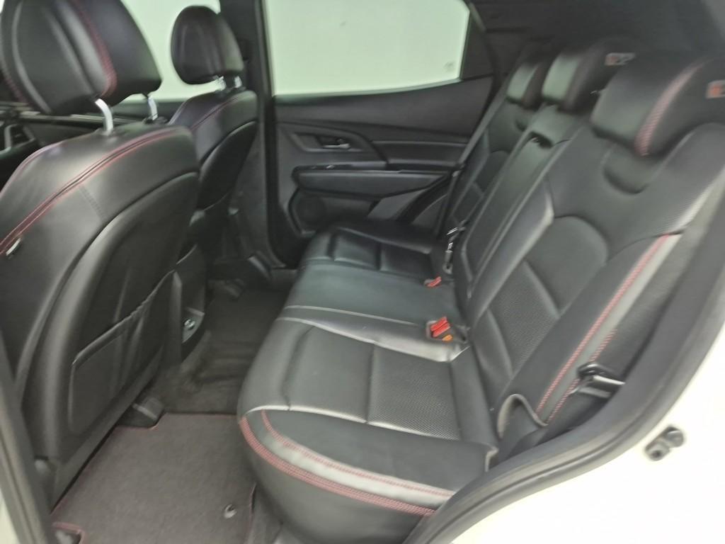 Ssangyong Korando - Vista 12