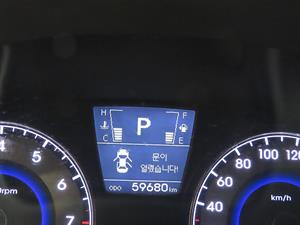 HYUNDAI Accent - Vista 12
