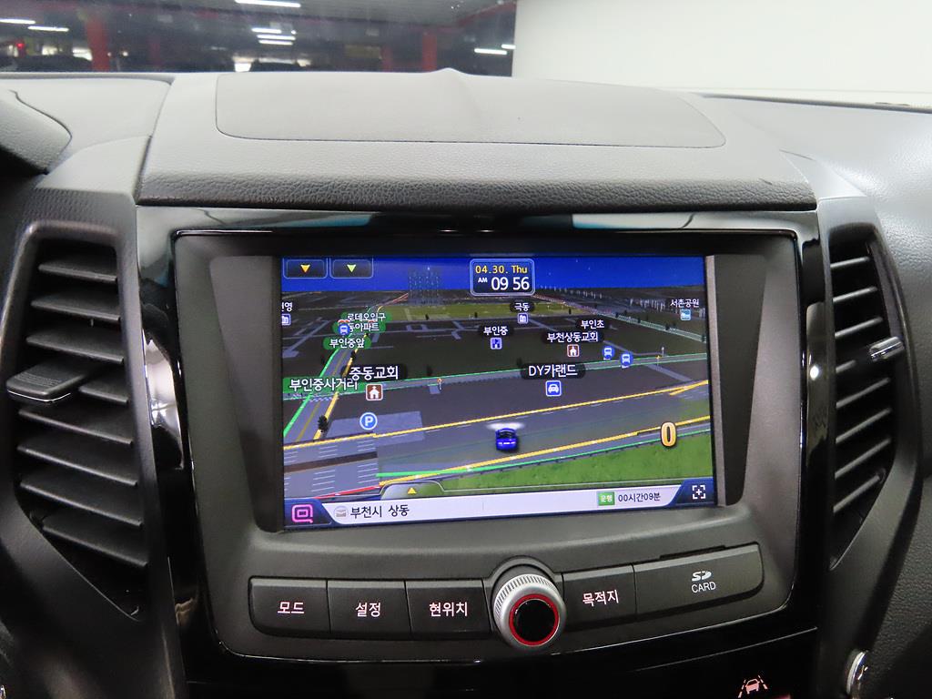Ssangyong Tivoli - Vista 9