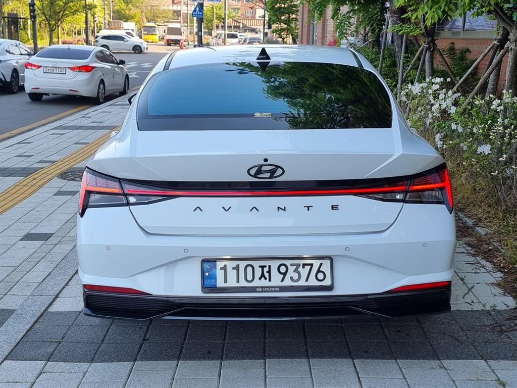 HYUNDAI Avante - Vista 4