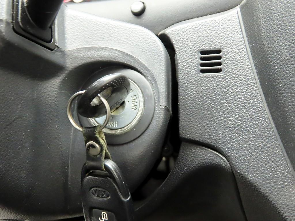 KIA Sportage 2009 Plateado - Importación desde Corea - HF Imports Iquique - Foto 16
