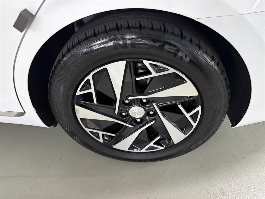 HYUNDAI Grandeur - Vista 7