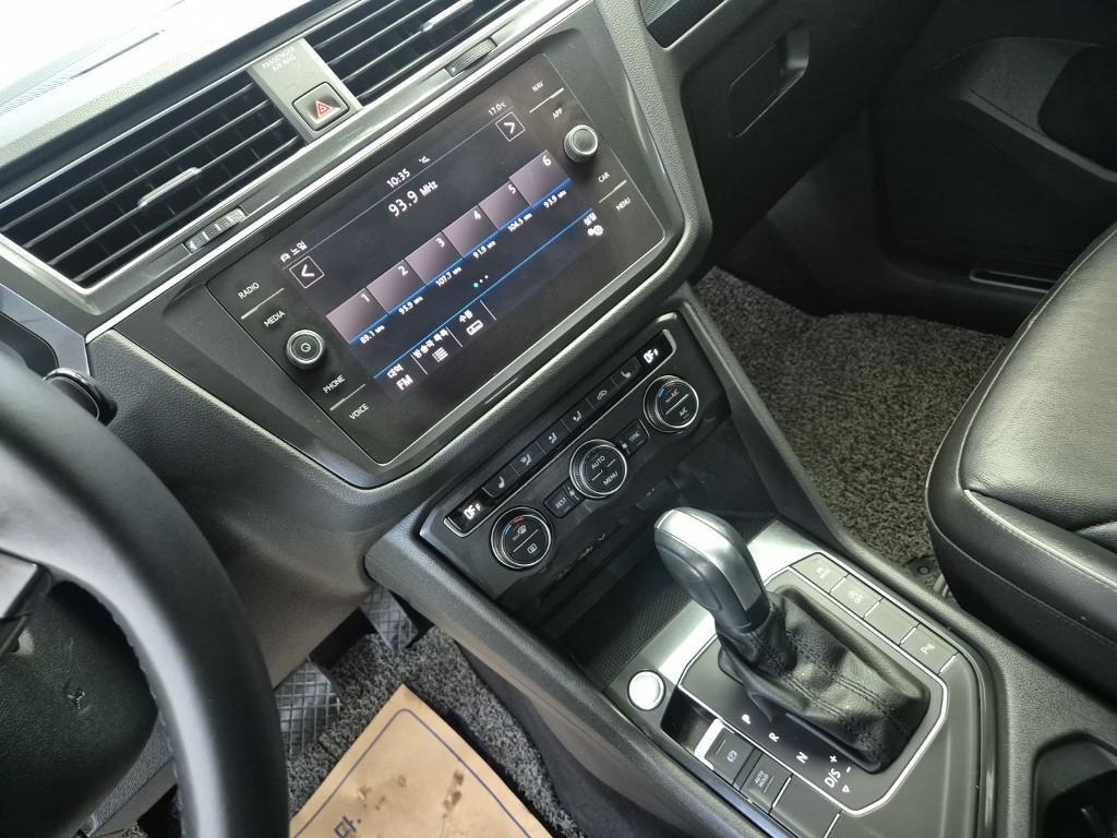 Volkswagen Tiguan - Vista 10