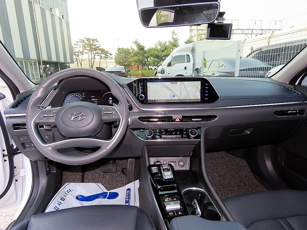HYUNDAI Sonata - Vista 7